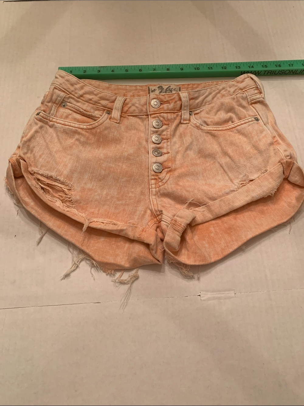We The Free Washed Peach Button-Front Distressed Denim Shorts - Picture 8 of 11